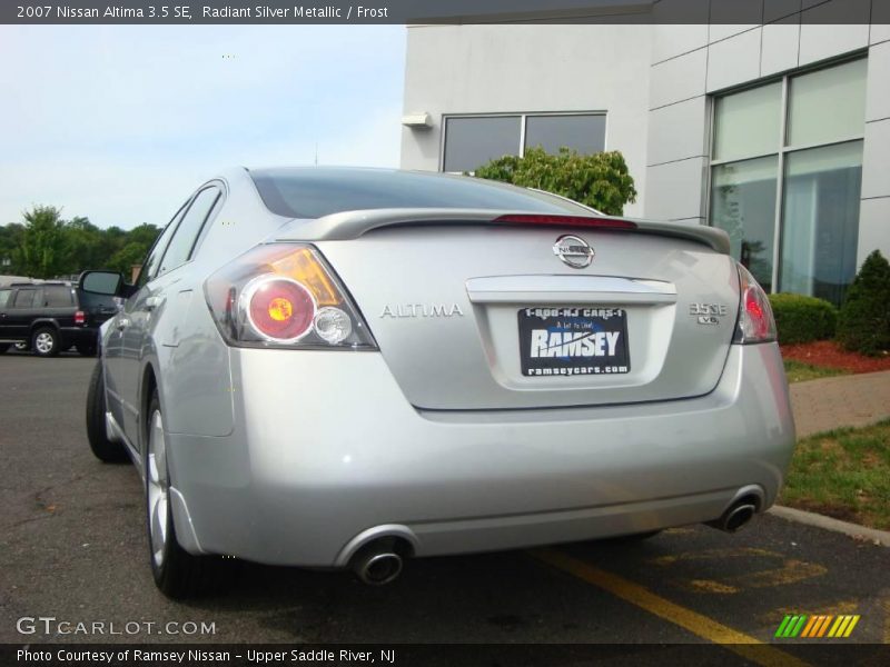 Radiant Silver Metallic / Frost 2007 Nissan Altima 3.5 SE