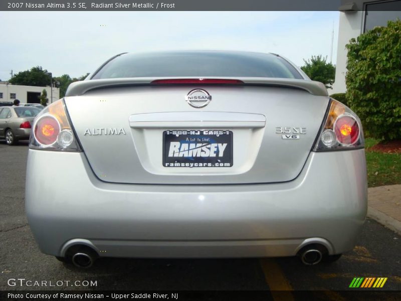 Radiant Silver Metallic / Frost 2007 Nissan Altima 3.5 SE