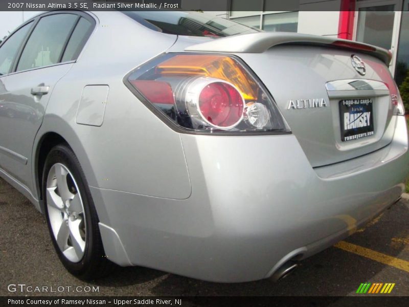 Radiant Silver Metallic / Frost 2007 Nissan Altima 3.5 SE