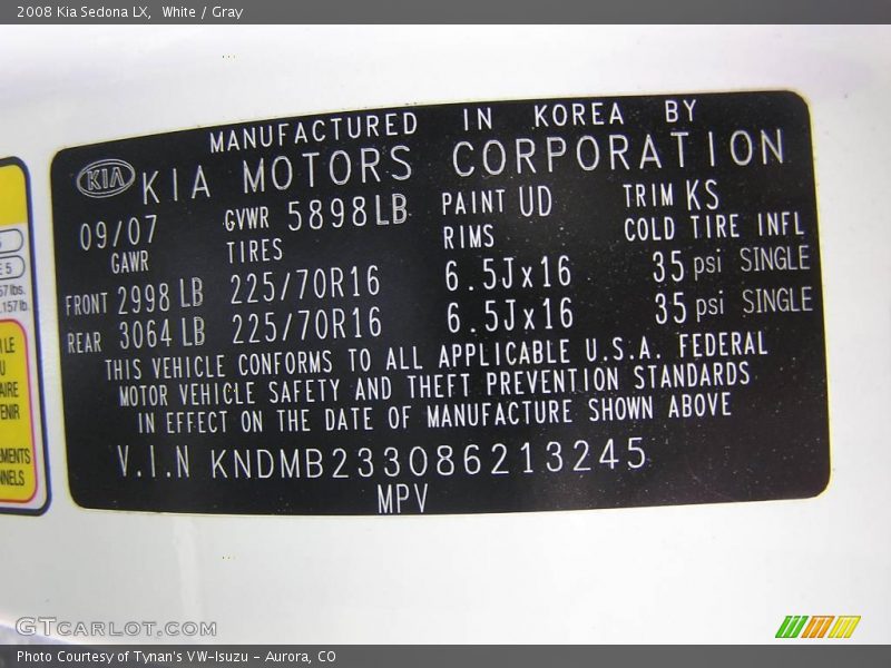 White / Gray 2008 Kia Sedona LX