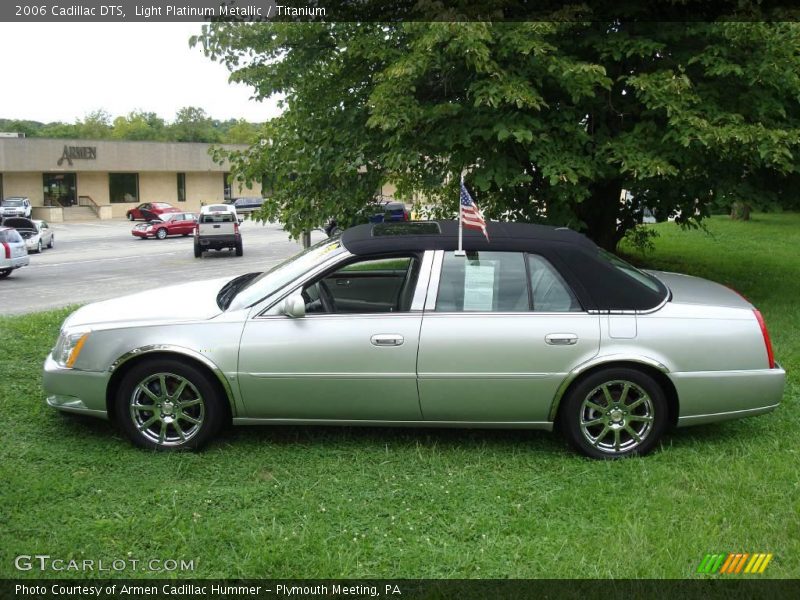 Light Platinum Metallic / Titanium 2006 Cadillac DTS