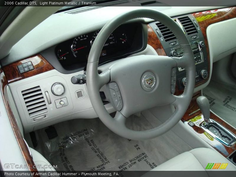 Light Platinum Metallic / Titanium 2006 Cadillac DTS