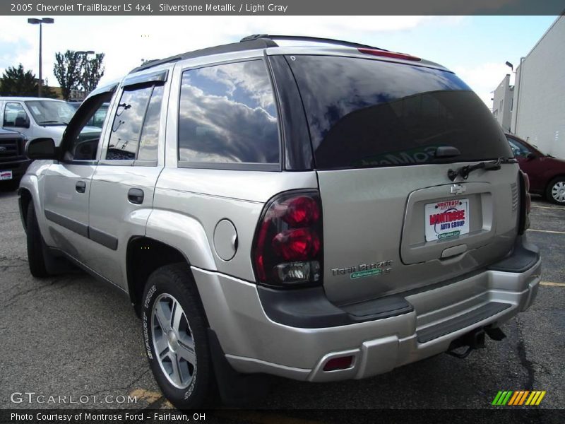 Silverstone Metallic / Light Gray 2005 Chevrolet TrailBlazer LS 4x4