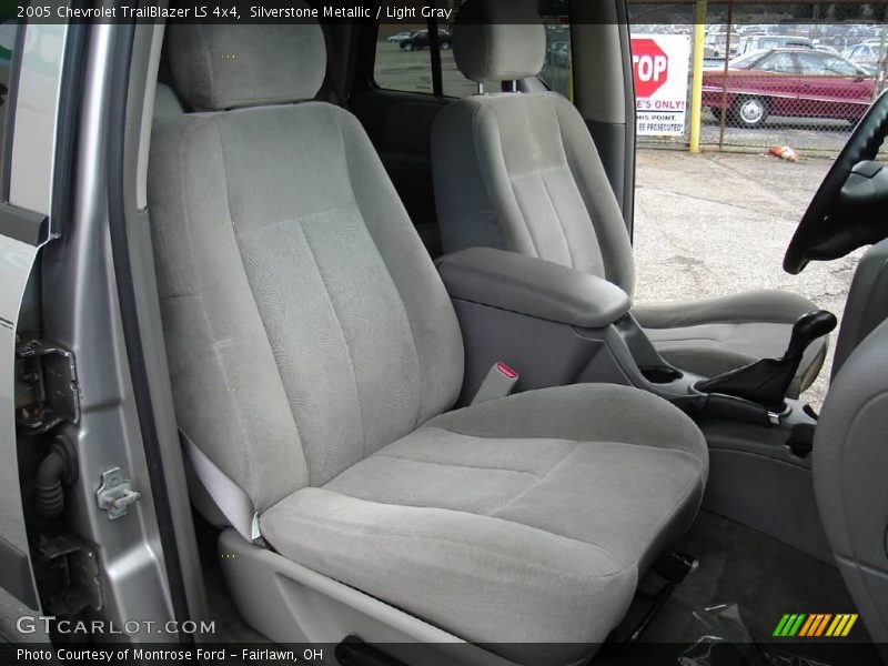 Silverstone Metallic / Light Gray 2005 Chevrolet TrailBlazer LS 4x4