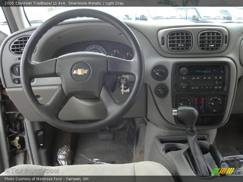 Silverstone Metallic / Light Gray 2005 Chevrolet TrailBlazer LS 4x4
