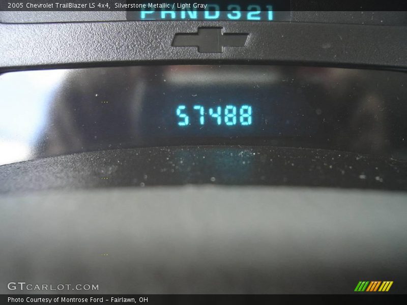 Silverstone Metallic / Light Gray 2005 Chevrolet TrailBlazer LS 4x4