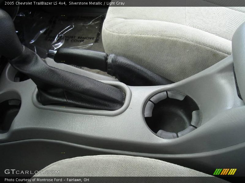 Silverstone Metallic / Light Gray 2005 Chevrolet TrailBlazer LS 4x4