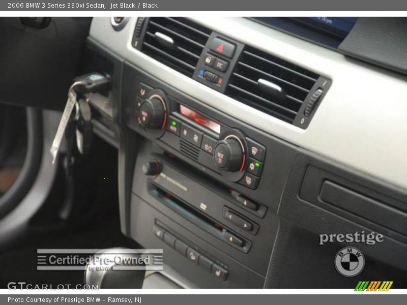 Jet Black / Black 2006 BMW 3 Series 330xi Sedan