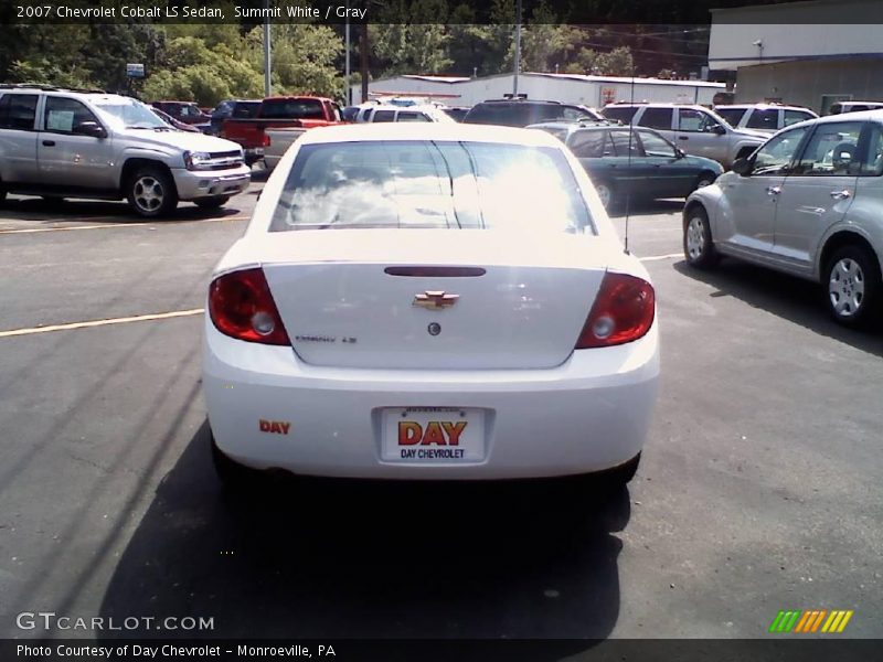 Summit White / Gray 2007 Chevrolet Cobalt LS Sedan