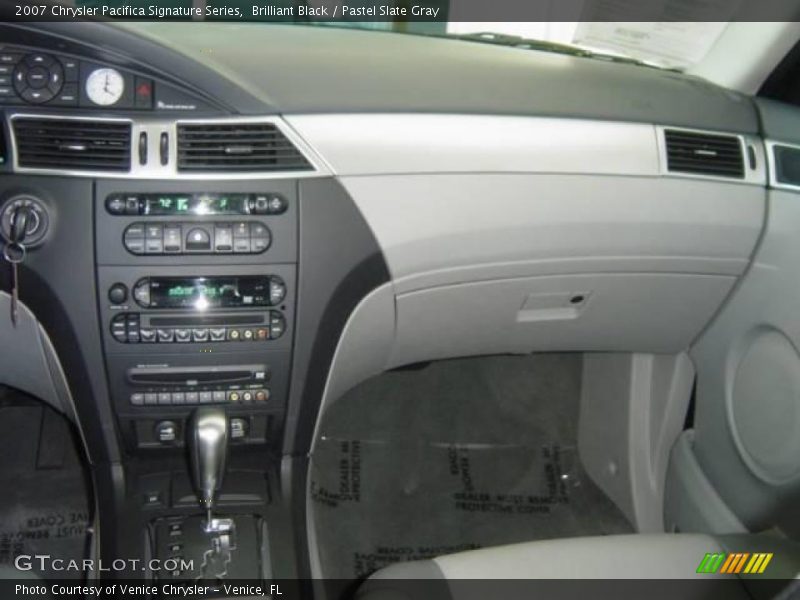 Brilliant Black / Pastel Slate Gray 2007 Chrysler Pacifica Signature Series