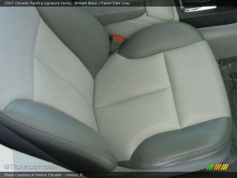 Brilliant Black / Pastel Slate Gray 2007 Chrysler Pacifica Signature Series