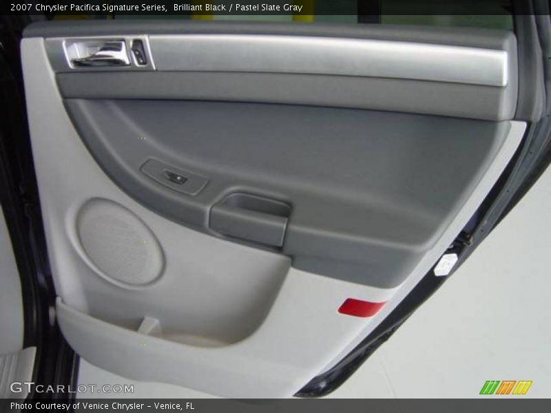 Brilliant Black / Pastel Slate Gray 2007 Chrysler Pacifica Signature Series