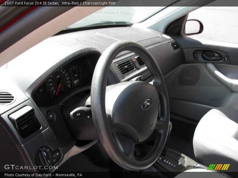 Infra-Red / Charcoal/Light Flint 2007 Ford Focus ZX4 SE Sedan