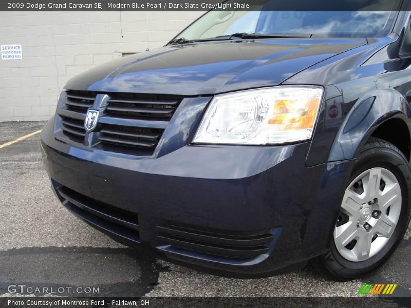 Modern Blue Pearl / Dark Slate Gray/Light Shale 2009 Dodge Grand Caravan SE