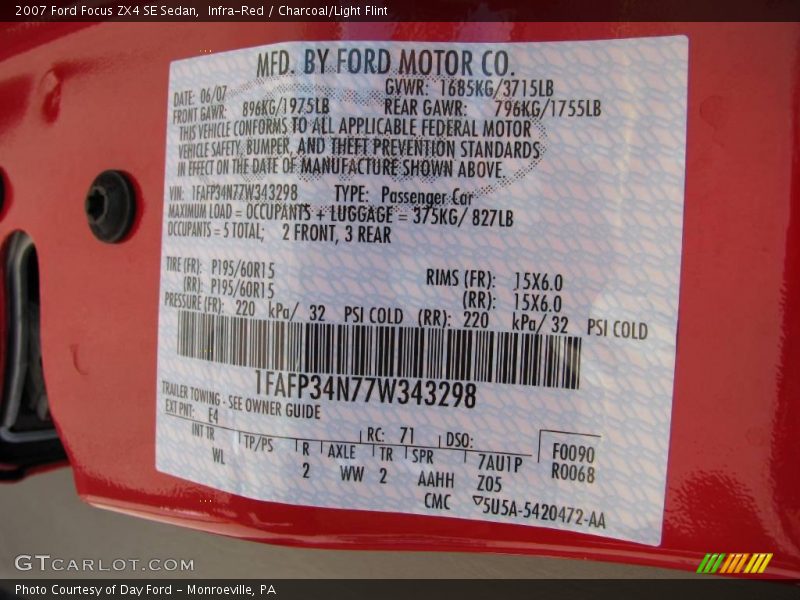 Infra-Red / Charcoal/Light Flint 2007 Ford Focus ZX4 SE Sedan