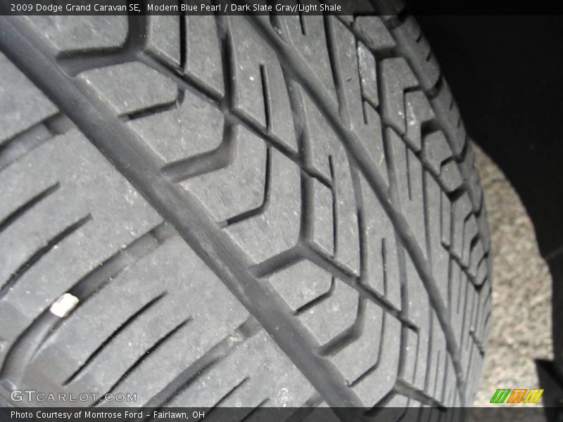 Modern Blue Pearl / Dark Slate Gray/Light Shale 2009 Dodge Grand Caravan SE