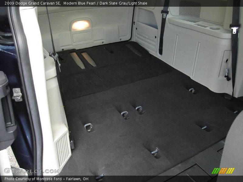 Modern Blue Pearl / Dark Slate Gray/Light Shale 2009 Dodge Grand Caravan SE