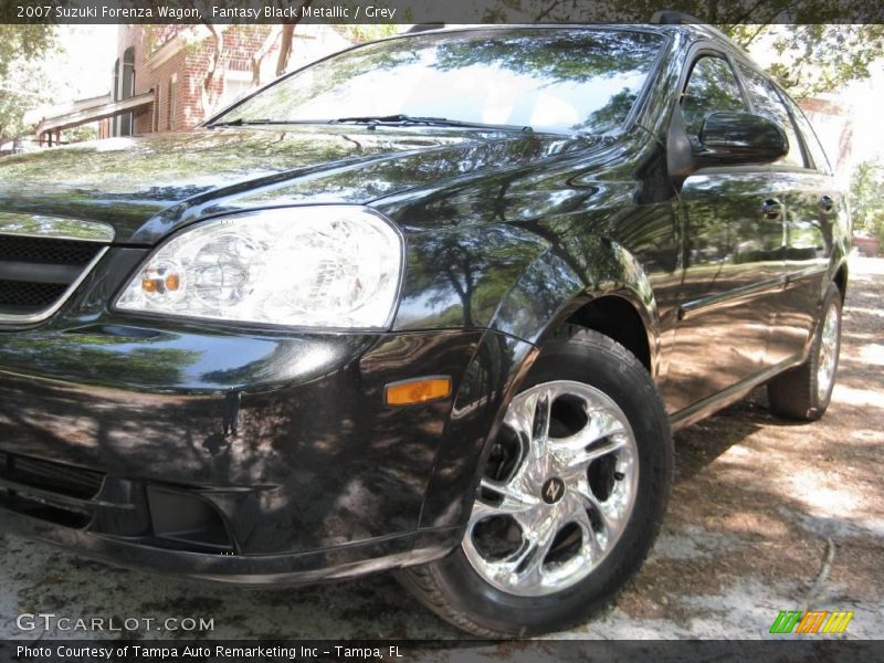 Fantasy Black Metallic / Grey 2007 Suzuki Forenza Wagon