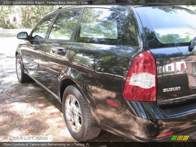 Fantasy Black Metallic / Grey 2007 Suzuki Forenza Wagon