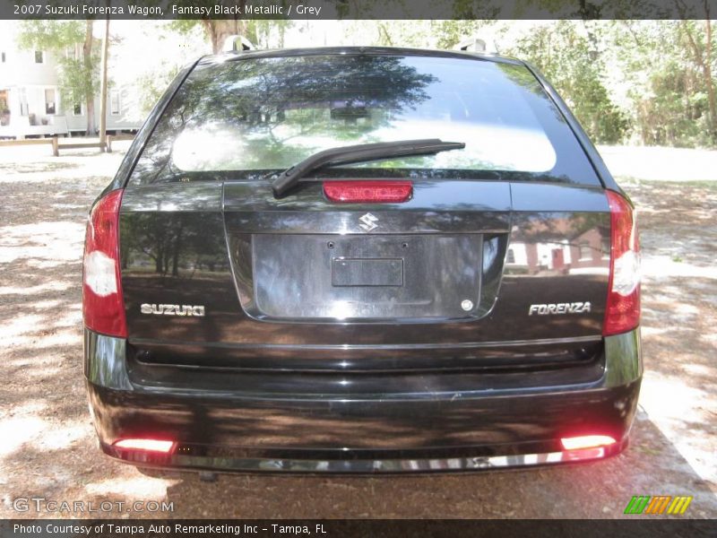 Fantasy Black Metallic / Grey 2007 Suzuki Forenza Wagon