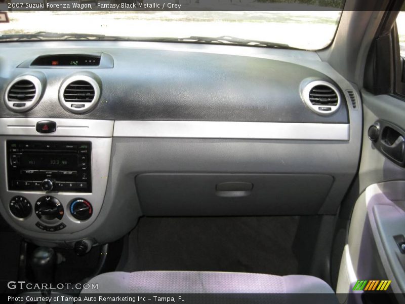 Fantasy Black Metallic / Grey 2007 Suzuki Forenza Wagon