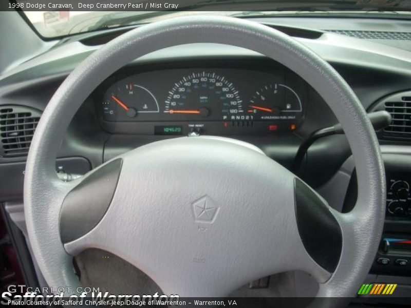 Deep Cranberry Pearl / Mist Gray 1998 Dodge Caravan