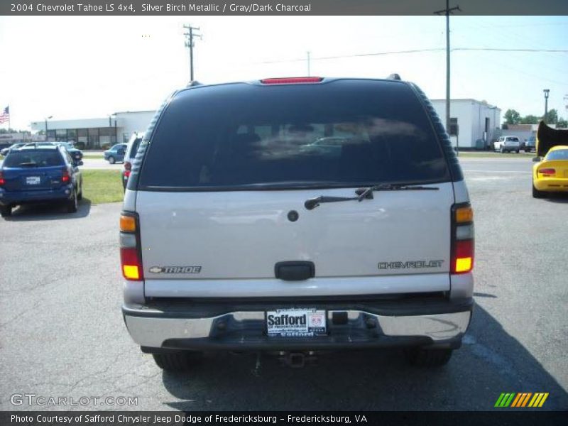 Silver Birch Metallic / Gray/Dark Charcoal 2004 Chevrolet Tahoe LS 4x4