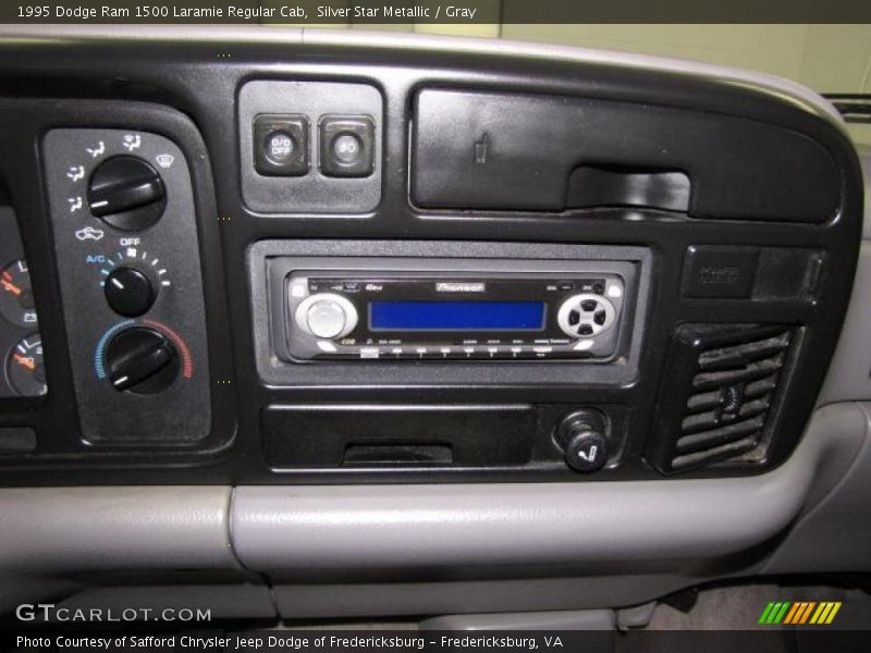 Silver Star Metallic / Gray 1995 Dodge Ram 1500 Laramie Regular Cab