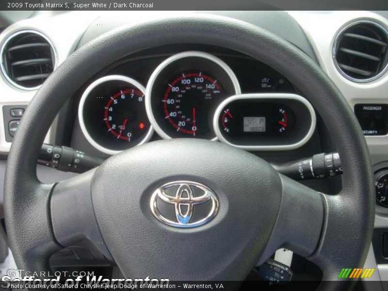 Super White / Dark Charcoal 2009 Toyota Matrix S