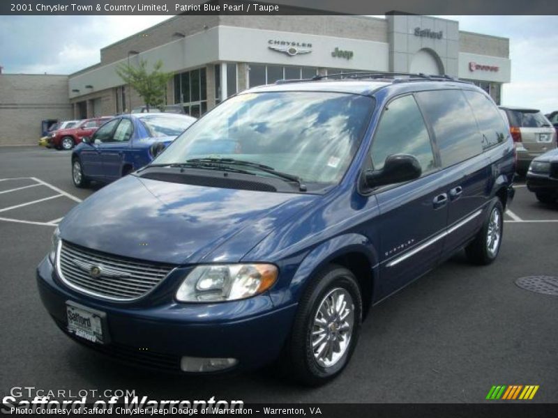 Patriot Blue Pearl / Taupe 2001 Chrysler Town & Country Limited