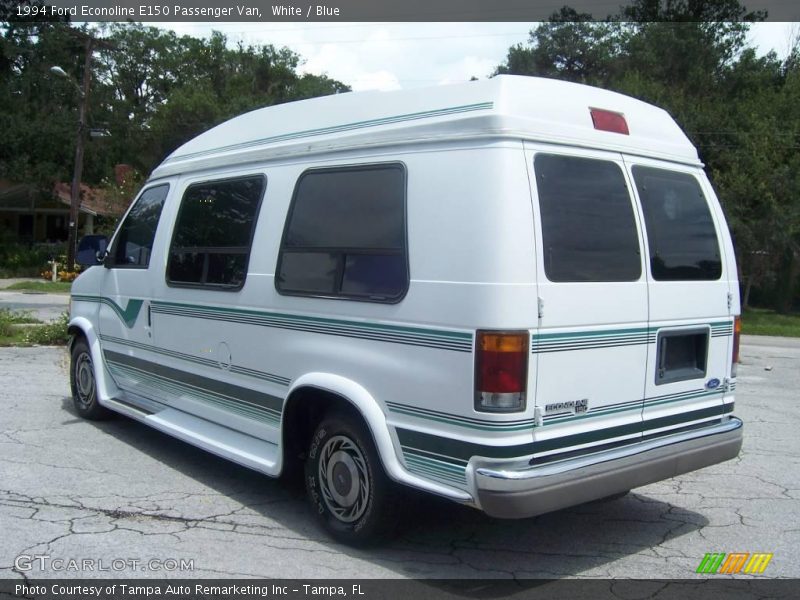 White / Blue 1994 Ford Econoline E150 Passenger Van