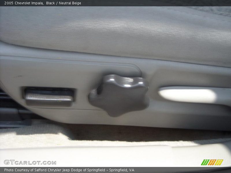 Black / Neutral Beige 2005 Chevrolet Impala