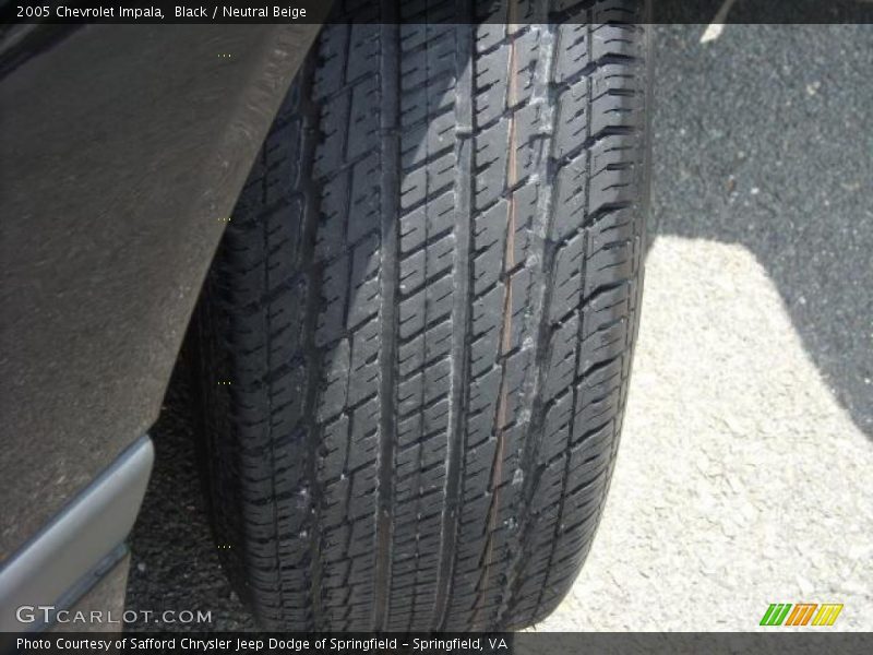 Black / Neutral Beige 2005 Chevrolet Impala