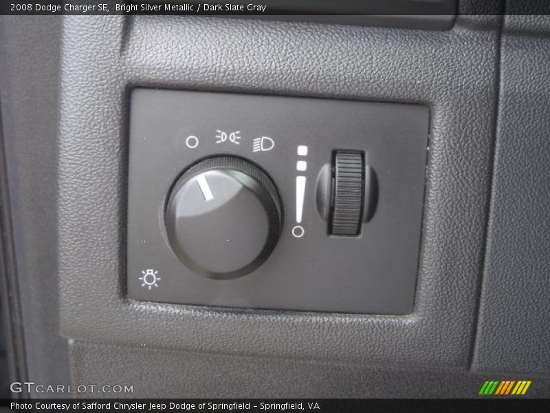 Bright Silver Metallic / Dark Slate Gray 2008 Dodge Charger SE