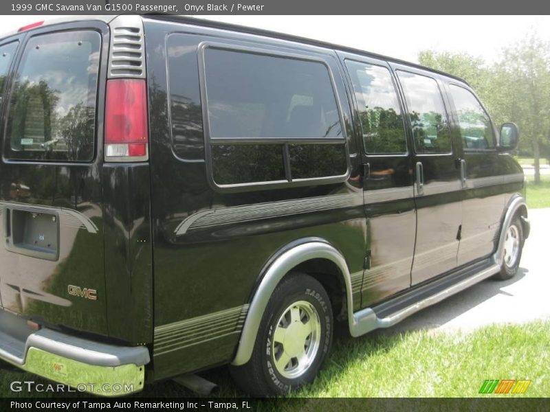 Onyx Black / Pewter 1999 GMC Savana Van G1500 Passenger
