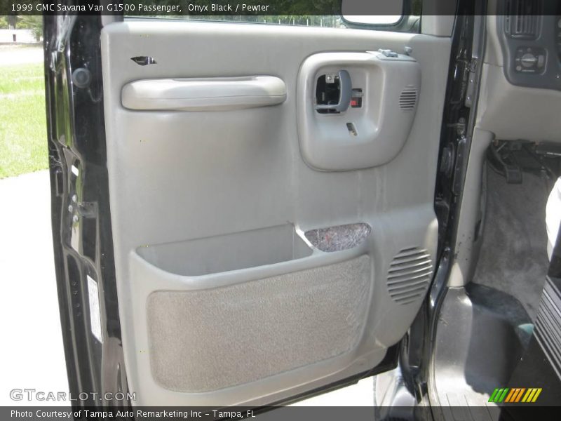 Onyx Black / Pewter 1999 GMC Savana Van G1500 Passenger