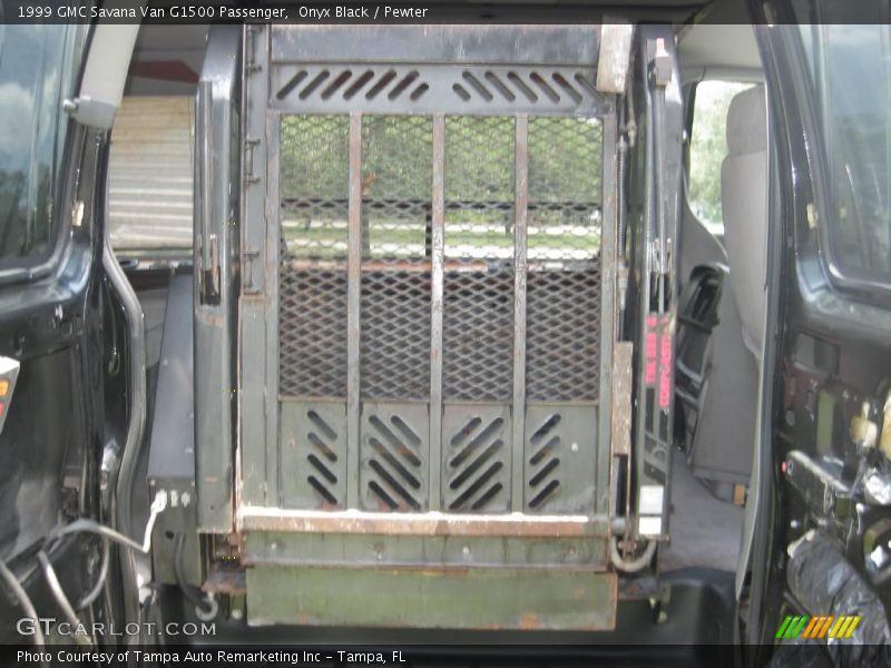 Onyx Black / Pewter 1999 GMC Savana Van G1500 Passenger