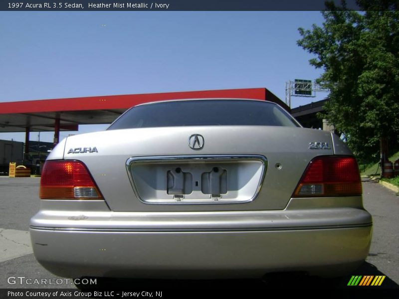 Heather Mist Metallic / Ivory 1997 Acura RL 3.5 Sedan