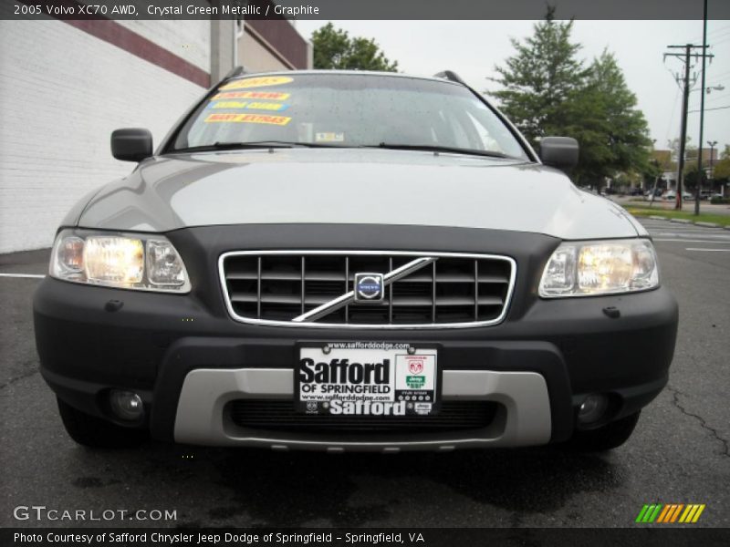 Crystal Green Metallic / Graphite 2005 Volvo XC70 AWD