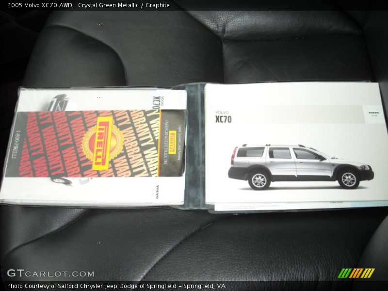 Crystal Green Metallic / Graphite 2005 Volvo XC70 AWD