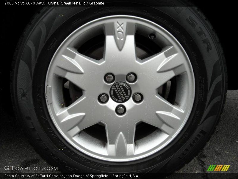Crystal Green Metallic / Graphite 2005 Volvo XC70 AWD