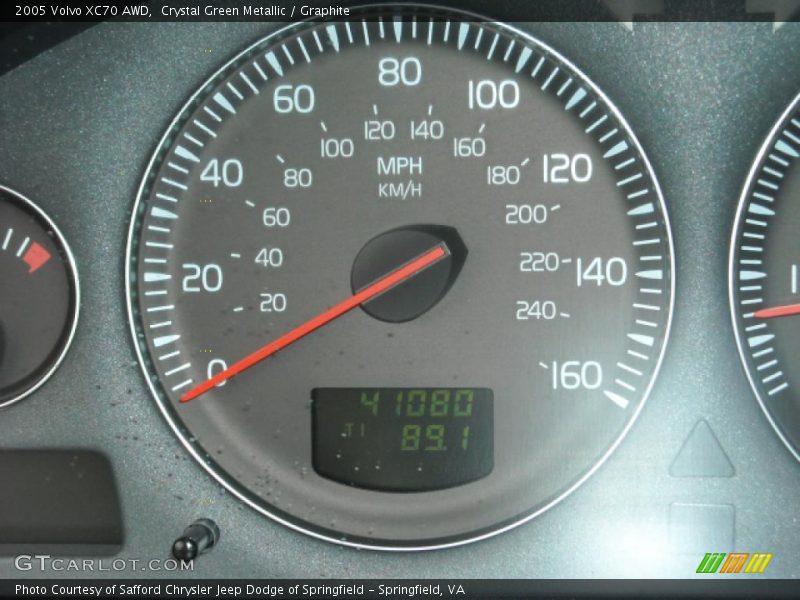 Crystal Green Metallic / Graphite 2005 Volvo XC70 AWD