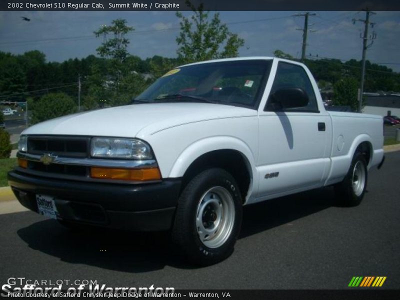 Summit White / Graphite 2002 Chevrolet S10 Regular Cab