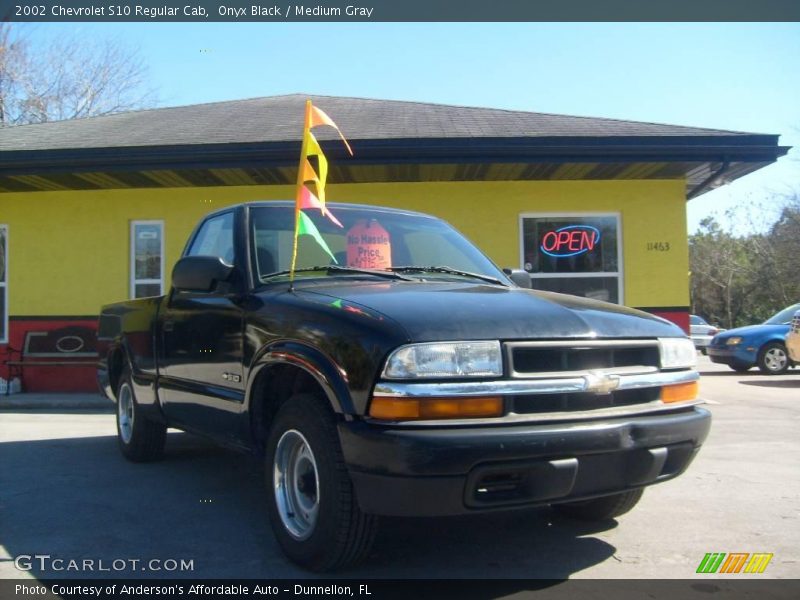 Onyx Black / Medium Gray 2002 Chevrolet S10 Regular Cab