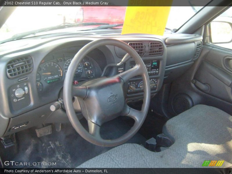 Onyx Black / Medium Gray 2002 Chevrolet S10 Regular Cab