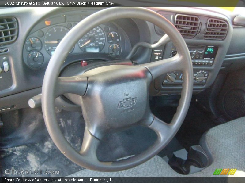 Onyx Black / Medium Gray 2002 Chevrolet S10 Regular Cab