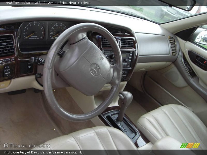 Cashmere Beige Metallic / Beige 1998 Toyota Avalon XLS