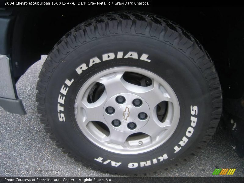 Dark Gray Metallic / Gray/Dark Charcoal 2004 Chevrolet Suburban 1500 LS 4x4