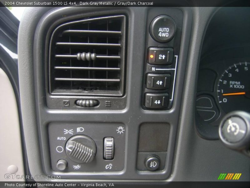 Dark Gray Metallic / Gray/Dark Charcoal 2004 Chevrolet Suburban 1500 LS 4x4