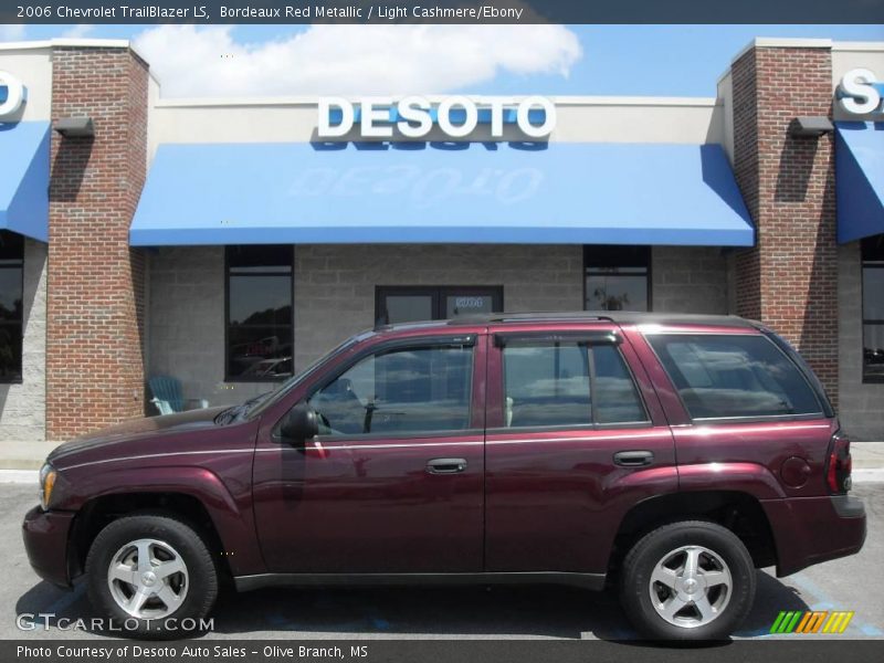 Bordeaux Red Metallic / Light Cashmere/Ebony 2006 Chevrolet TrailBlazer LS